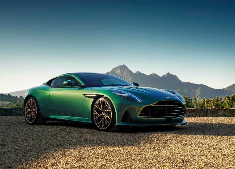 aston martin db12m, presijavajući smaragd  | super auto, la vie de luxe, magazin